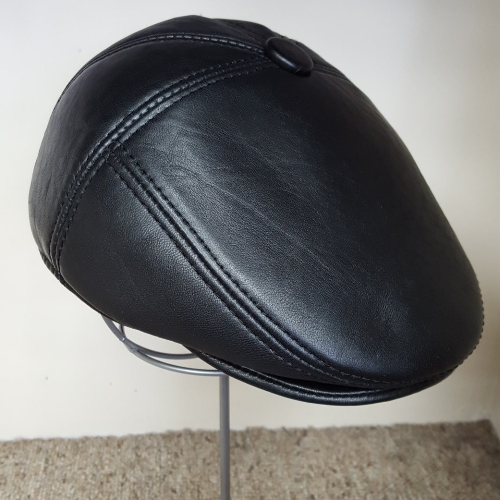 Hima Black Lamb Leather Cabbie Hat